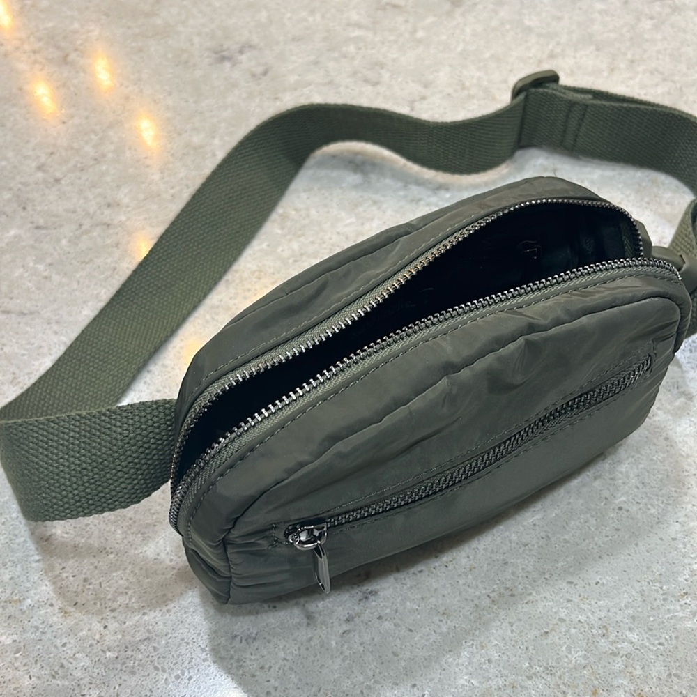 Fanny pack